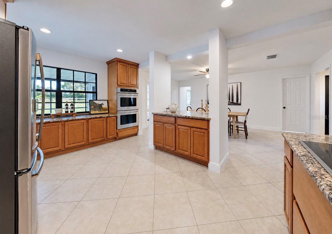 2818 SPRINGDELL CIR — photo 15