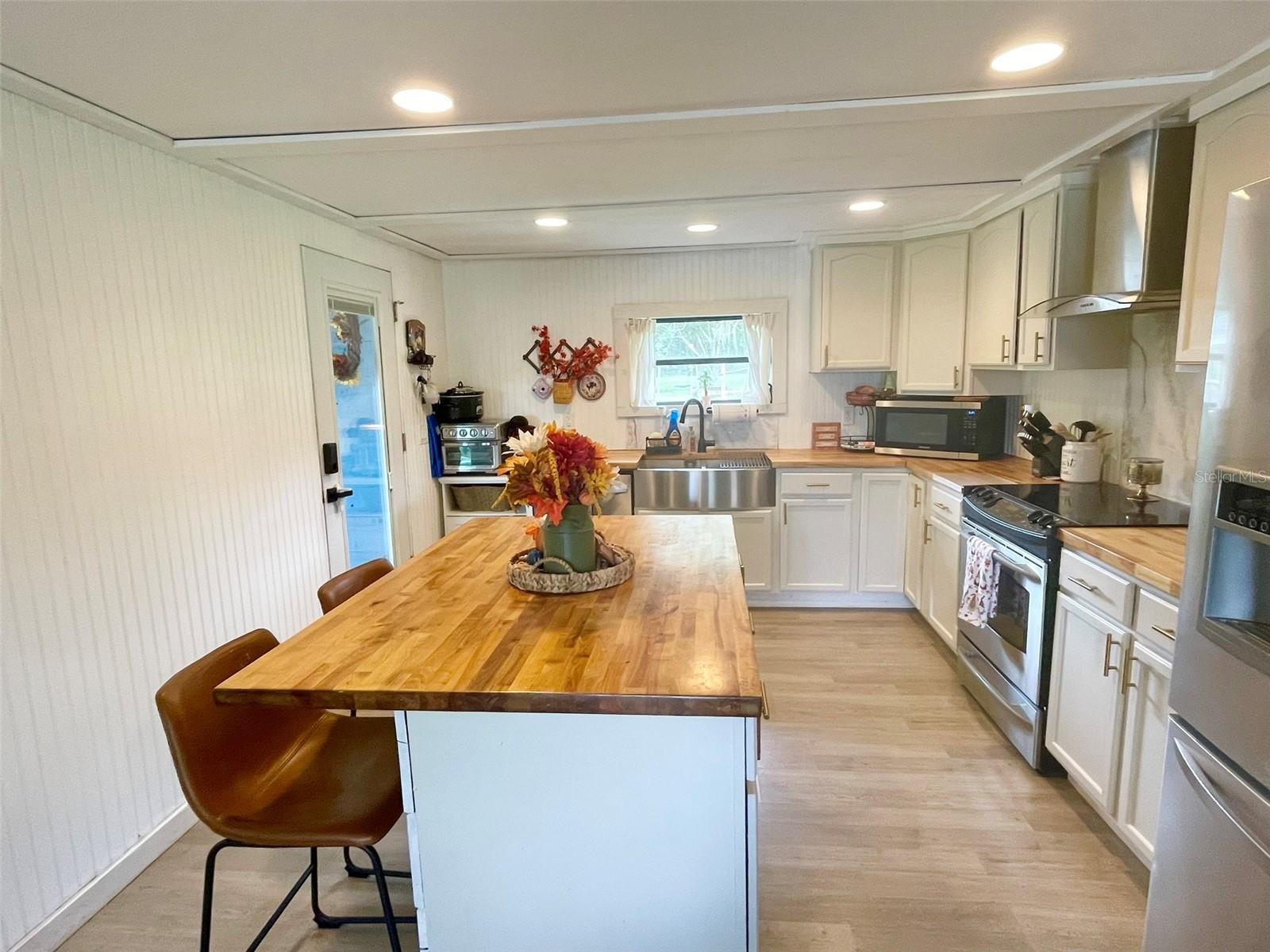 37716 BETH ST — photo 6