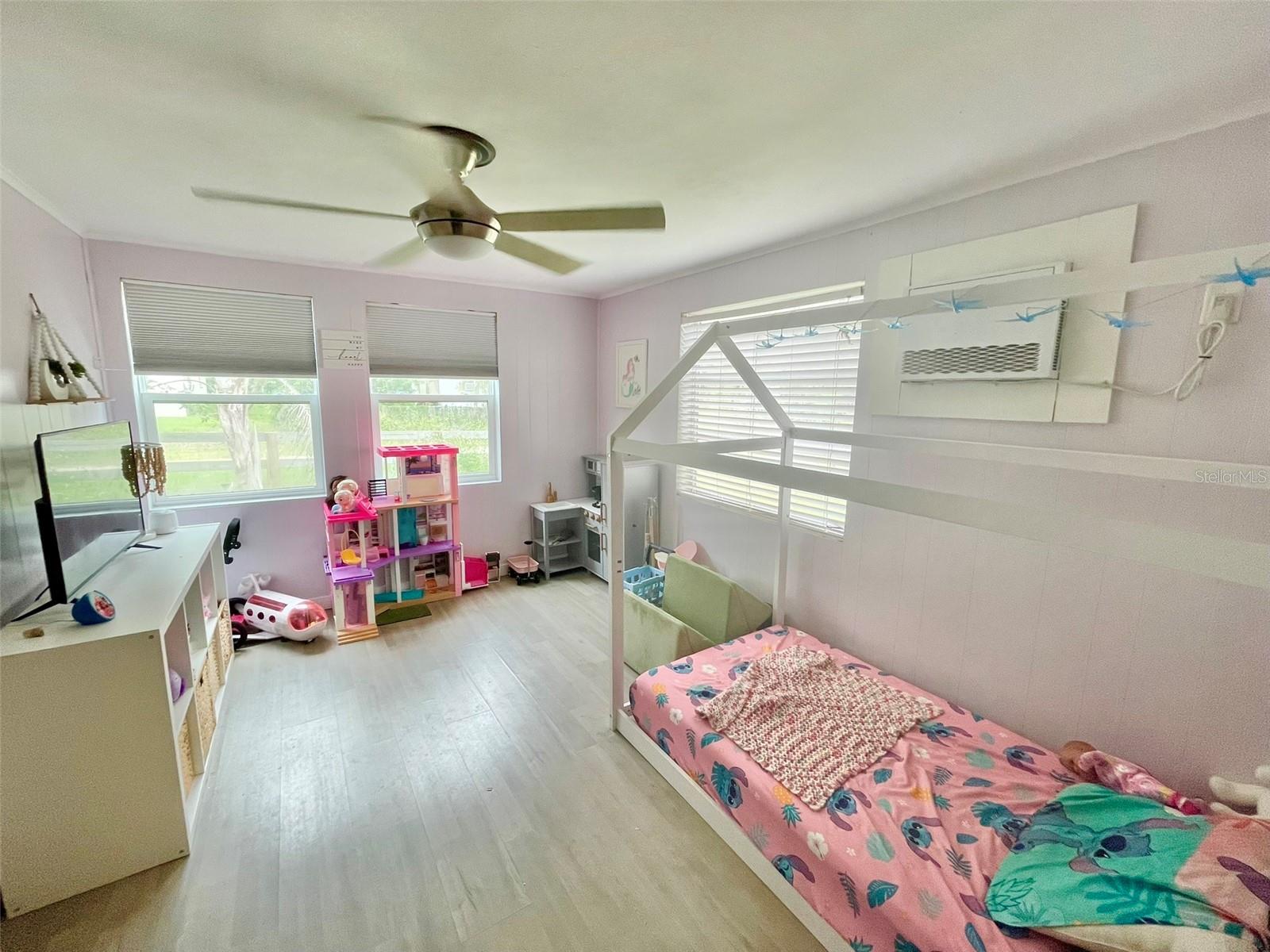 37716 BETH ST — photo 24