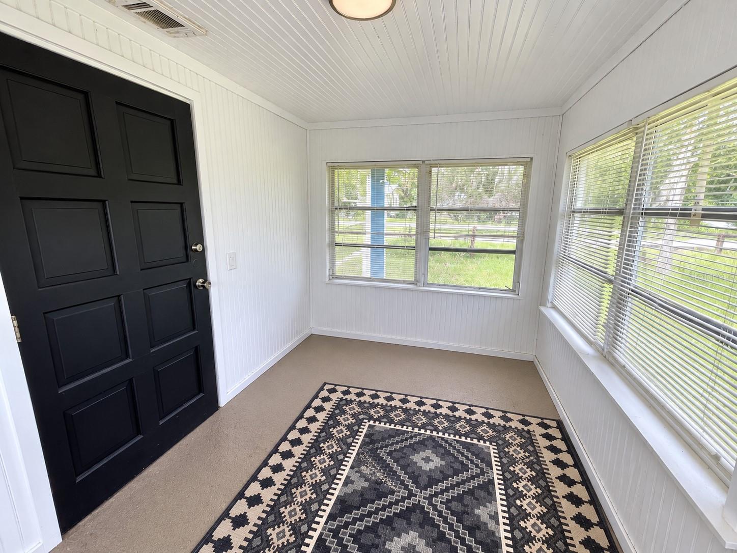 37716 BETH ST — photo 34