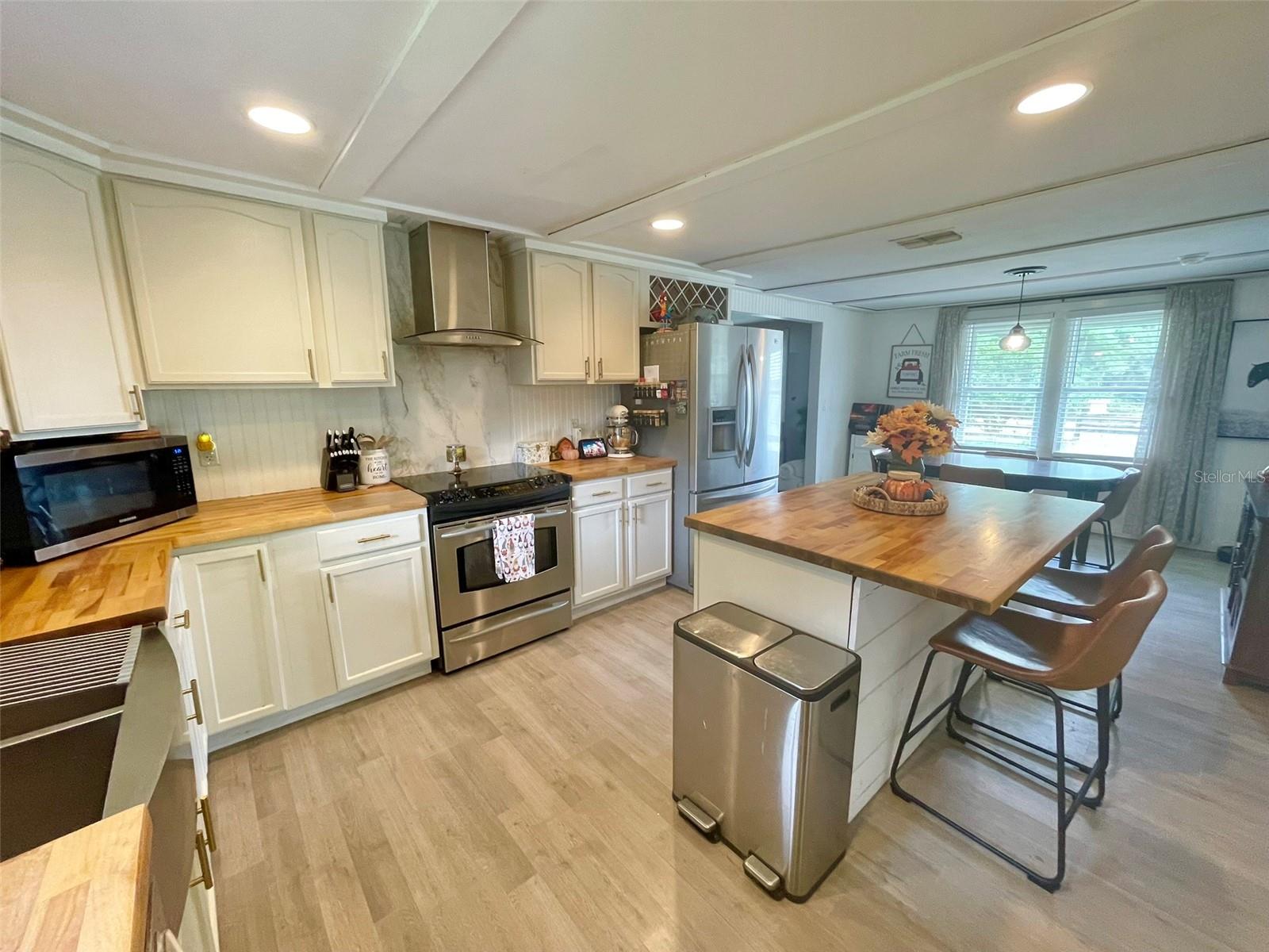 37716 BETH ST — photo 5