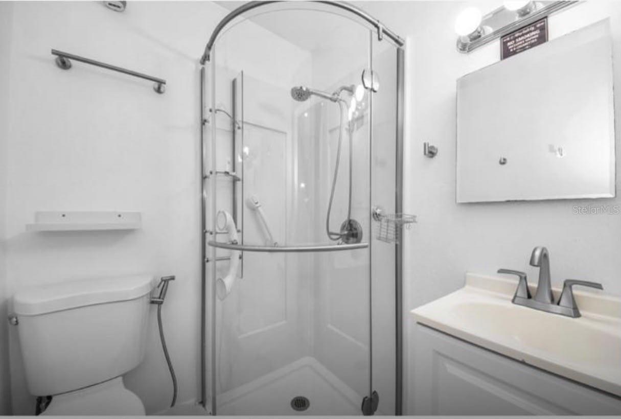 5451 TROPIC DR — photo 38