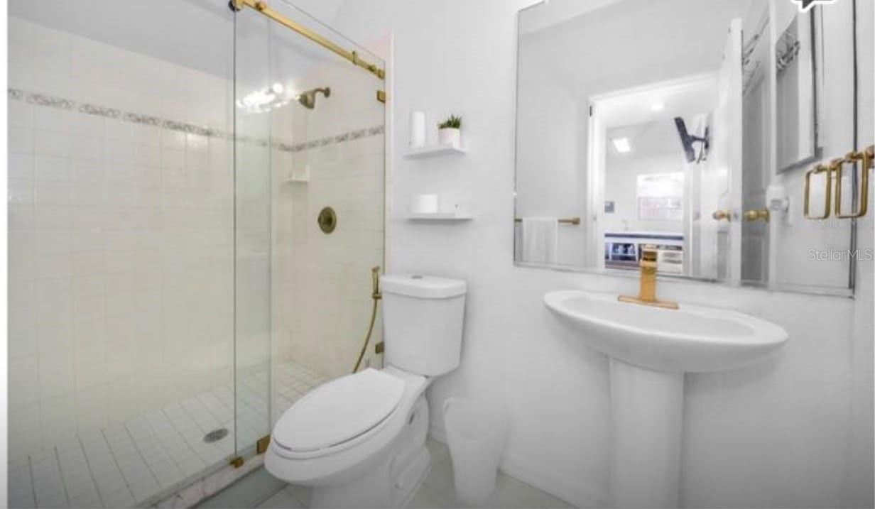 5451 TROPIC DR — photo 25