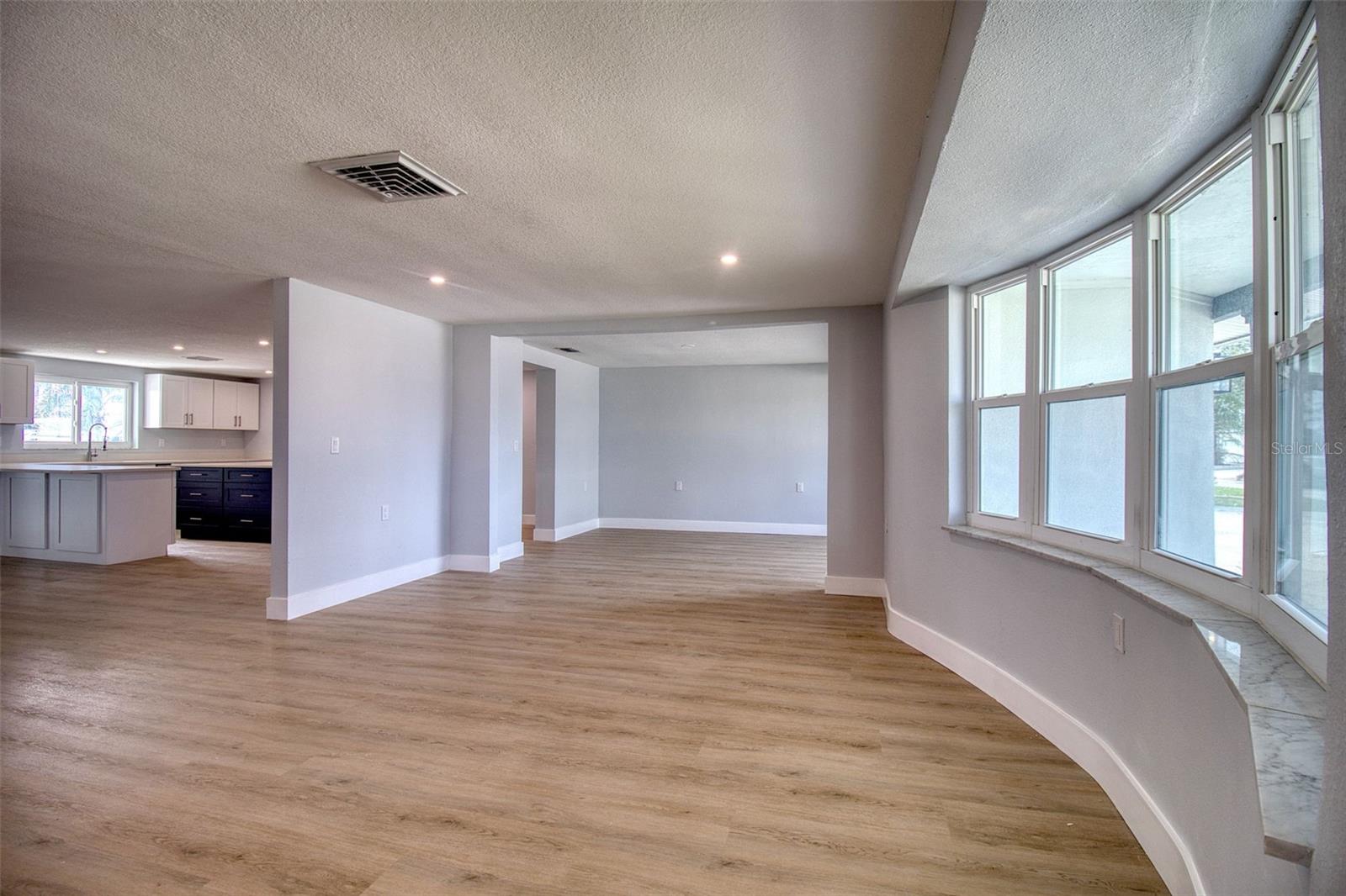 13812 MATTIX AVE — photo 7
