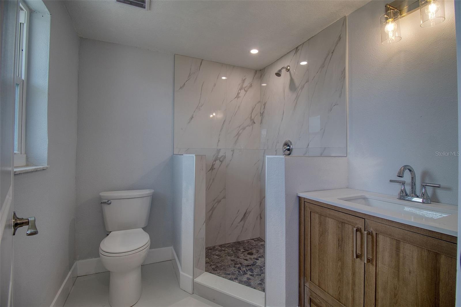 13812 MATTIX AVE — photo 40