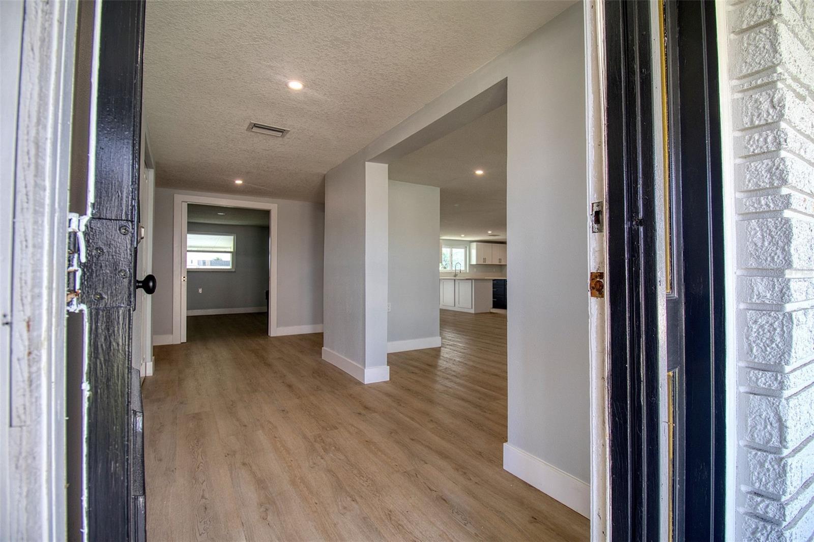 13812 MATTIX AVE — photo 5
