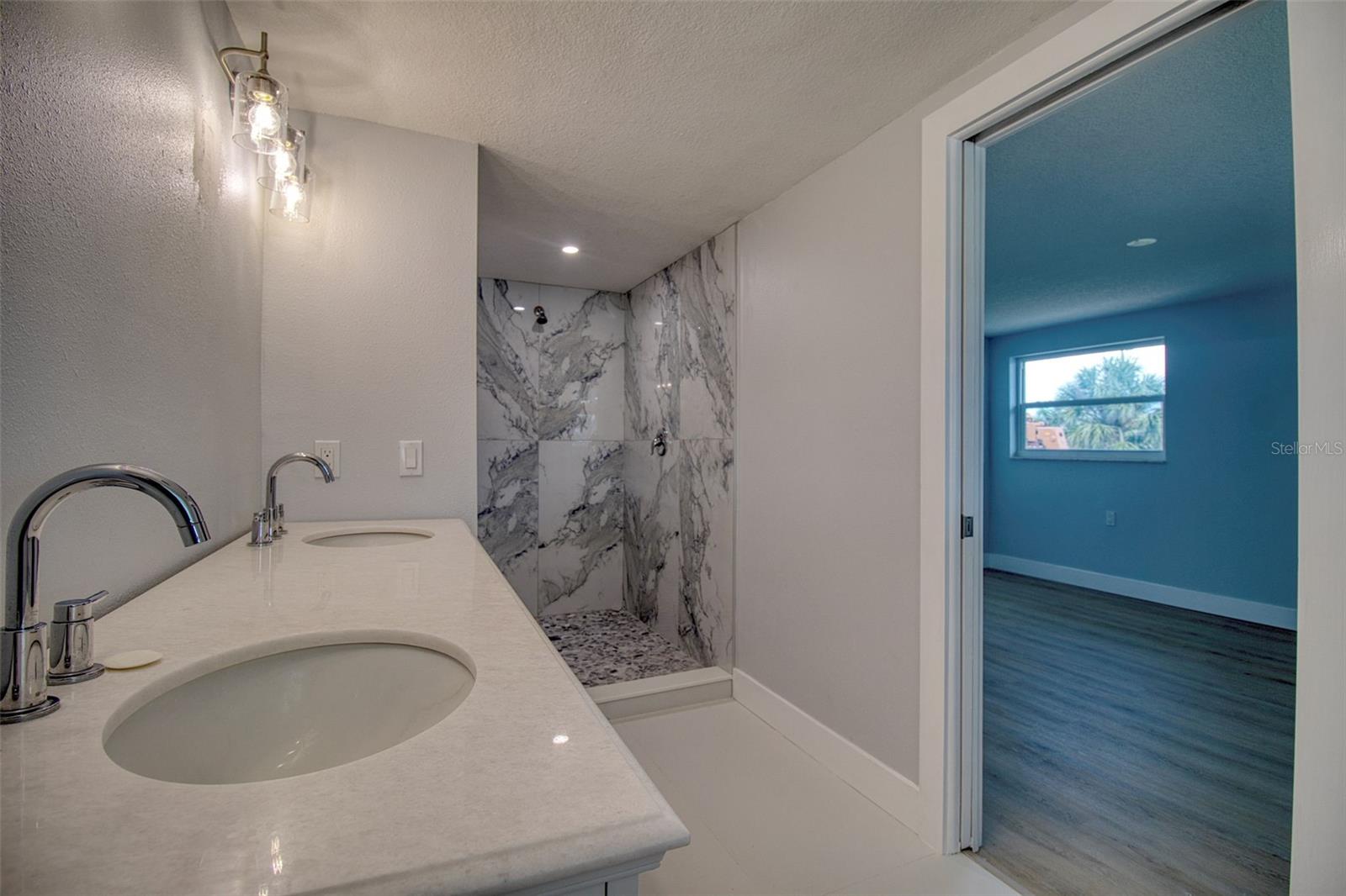 13812 MATTIX AVE — photo 31