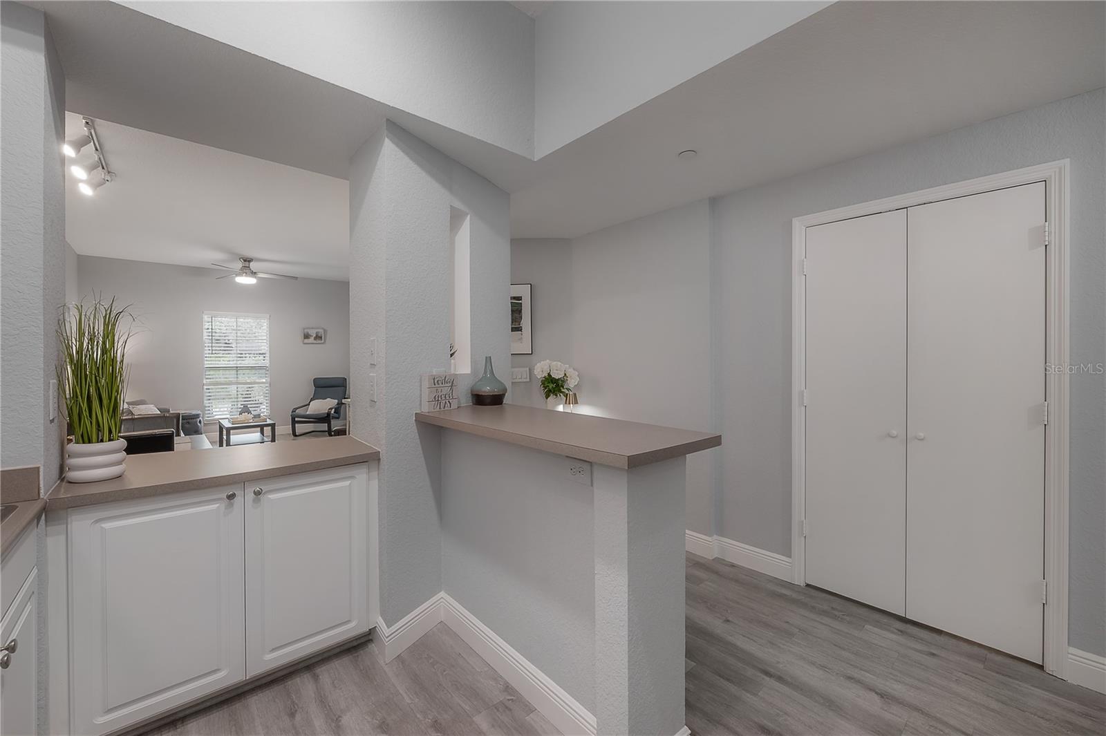 402 S ARMENIA AVE #114 — photo 15