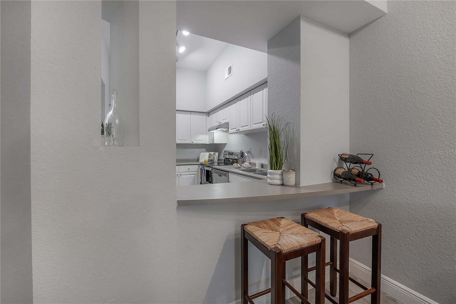 402 S ARMENIA AVE #114 — photo 13
