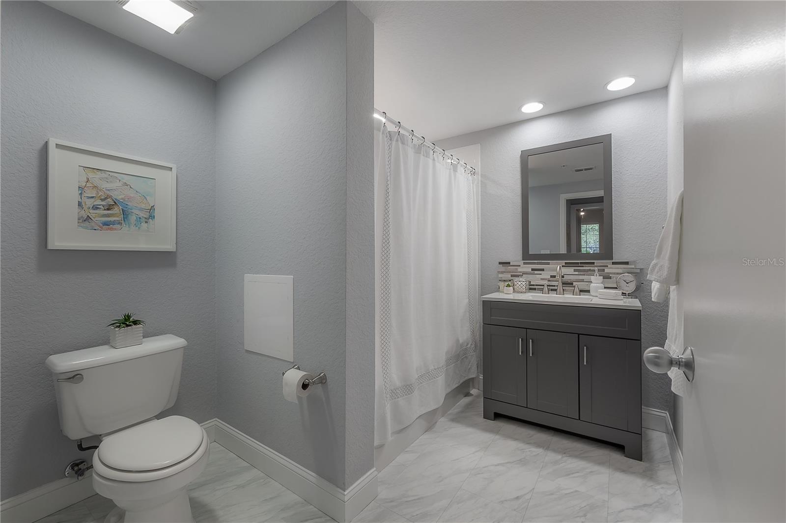 402 S ARMENIA AVE #114 — photo 24