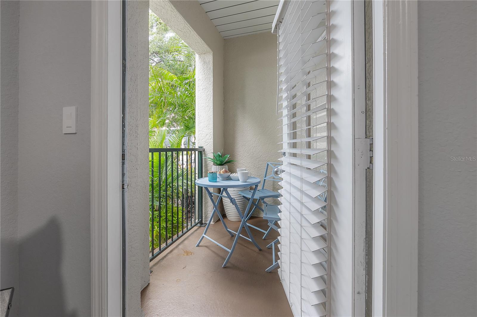 402 S ARMENIA AVE #114 — photo 4
