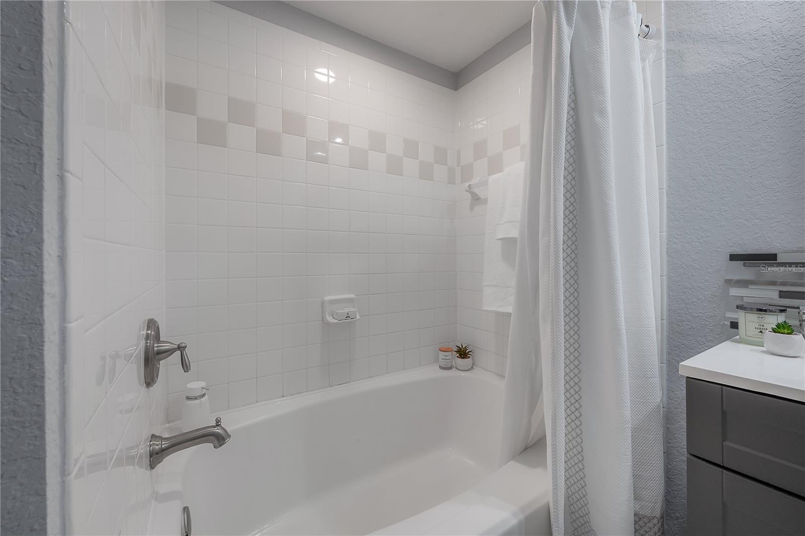 402 S ARMENIA AVE #114 — photo 27
