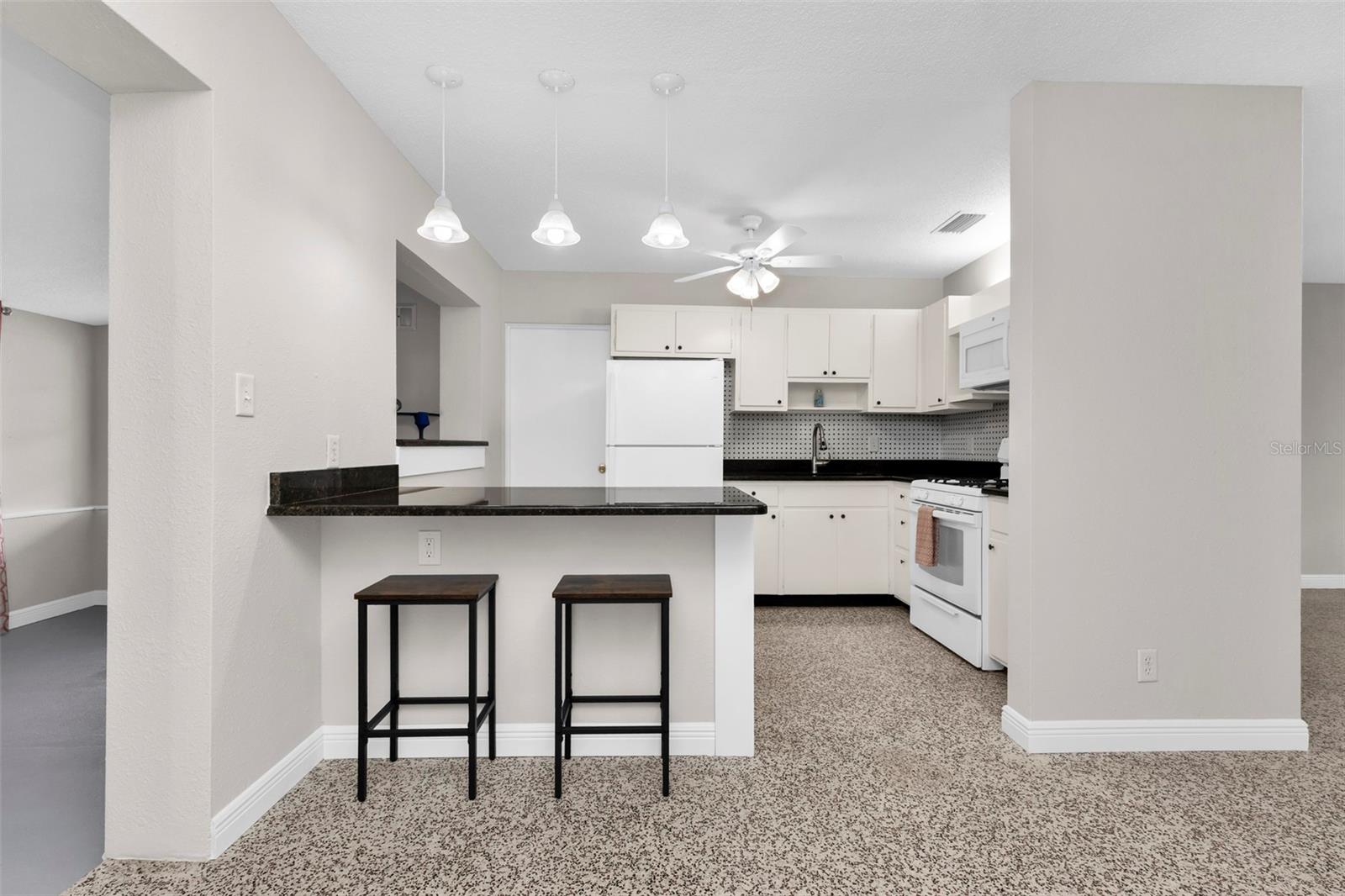 6235 COLUMBIA DR — photo 18