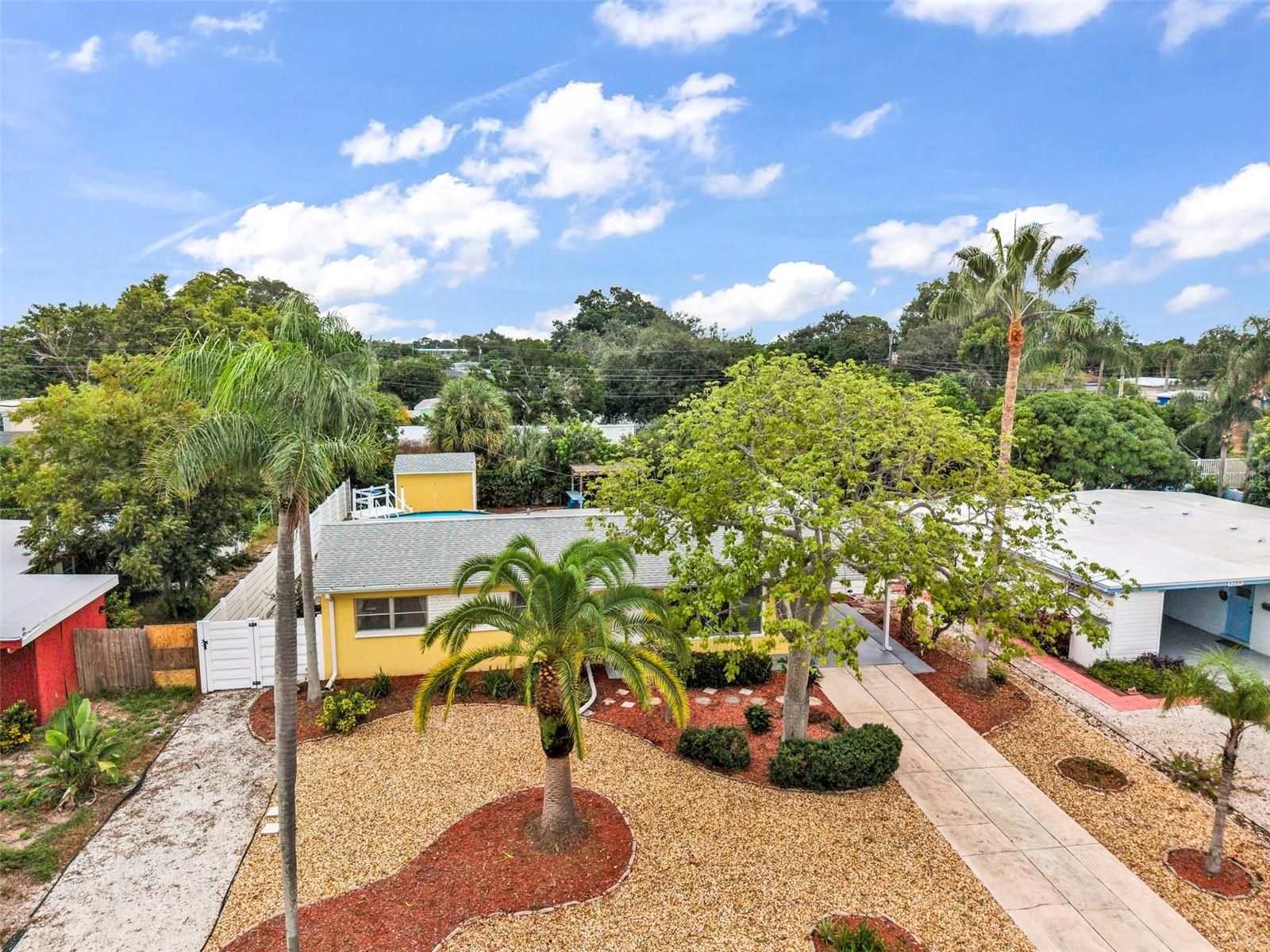 6235 COLUMBIA DR — photo 4