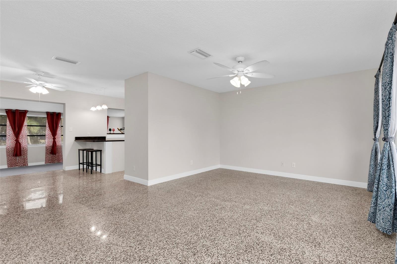 6235 COLUMBIA DR — photo 14