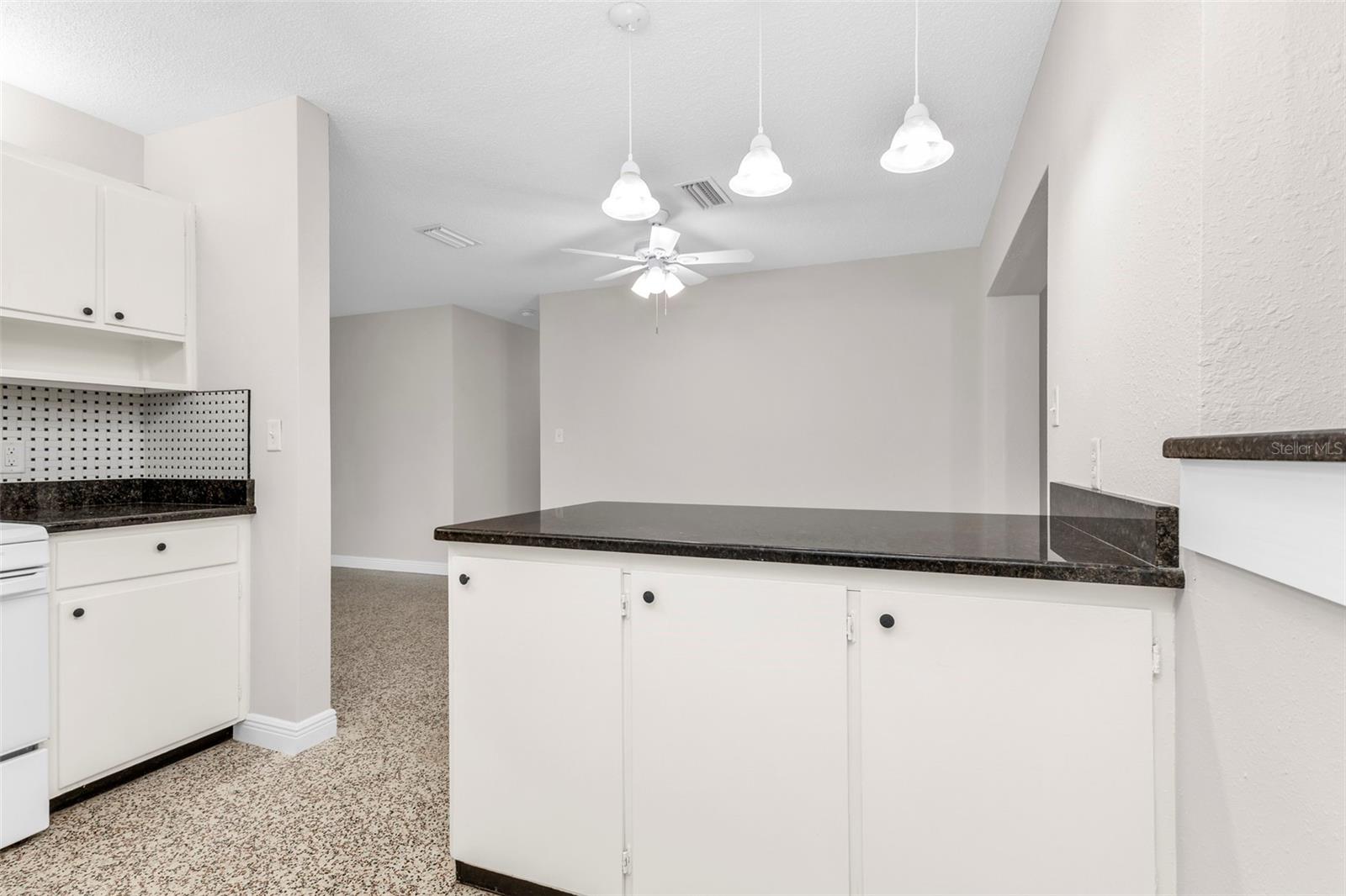 6235 COLUMBIA DR — photo 22