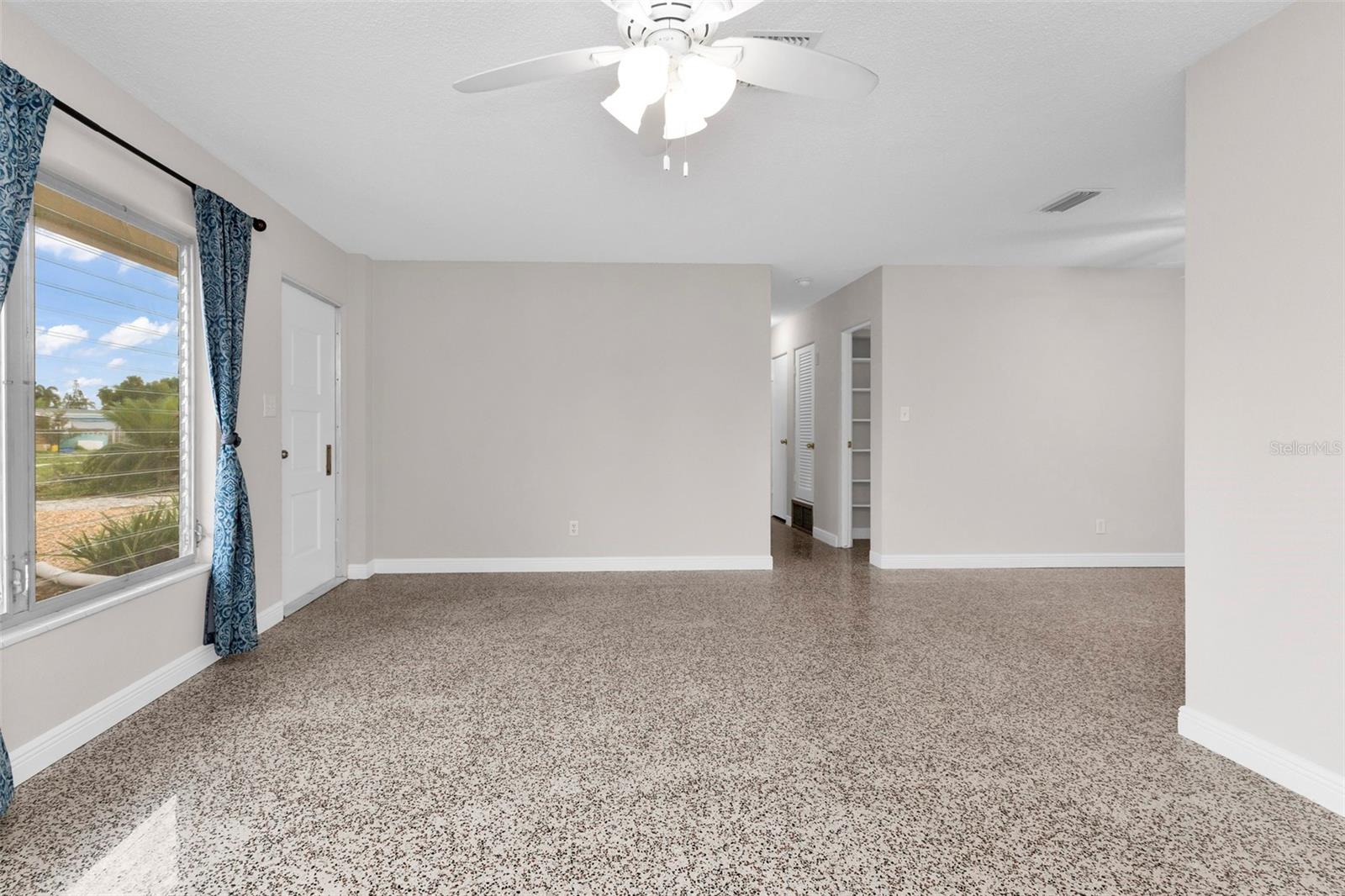6235 COLUMBIA DR — photo 16