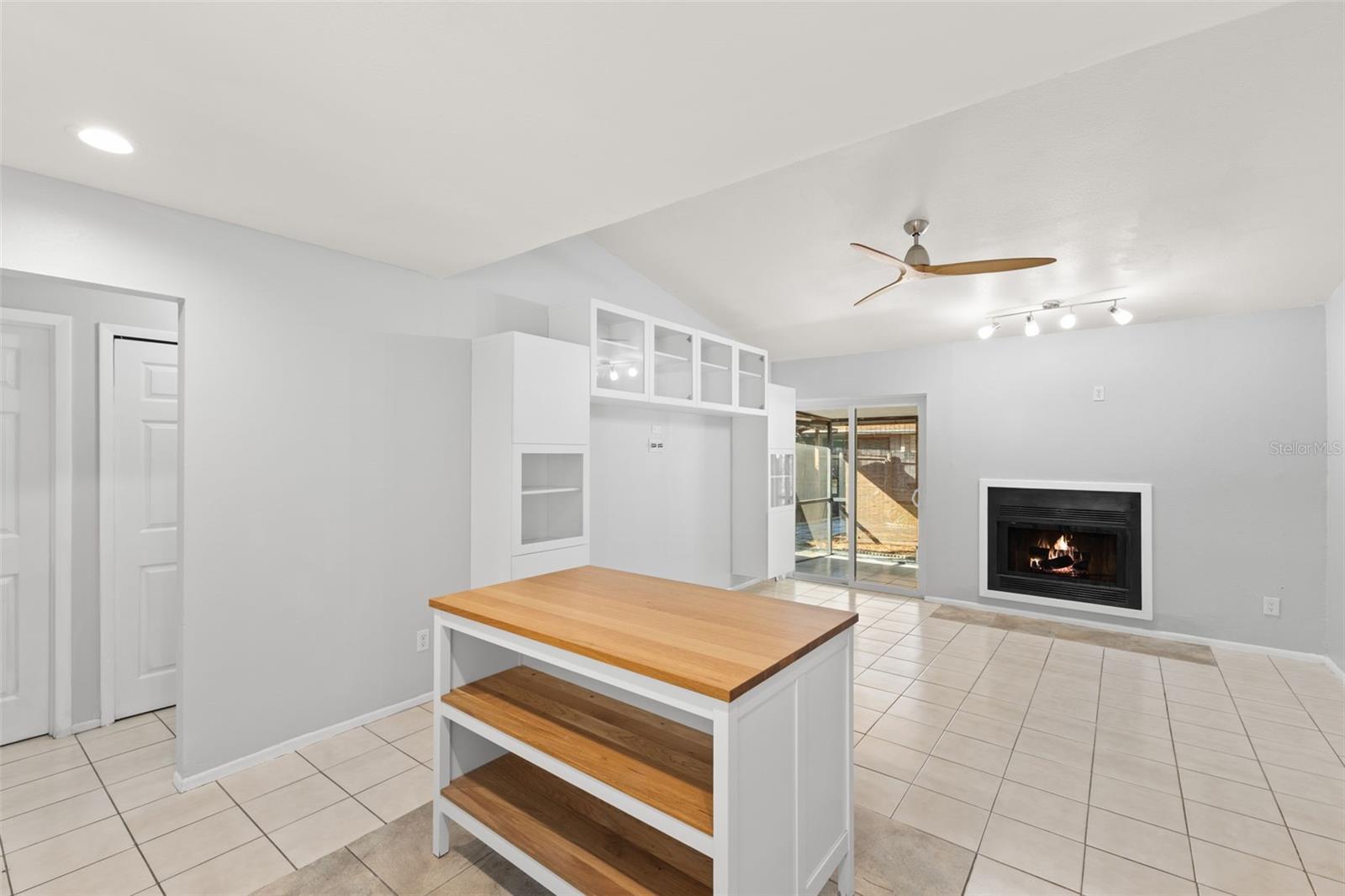 4471 W HUMPHREY ST — photo 11