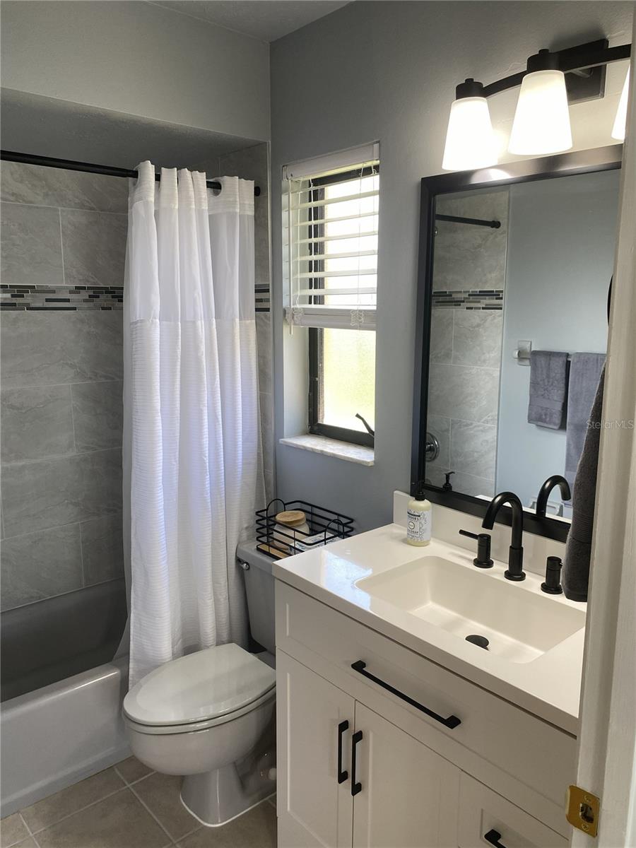 5050 LUCINE RD — photo 21
