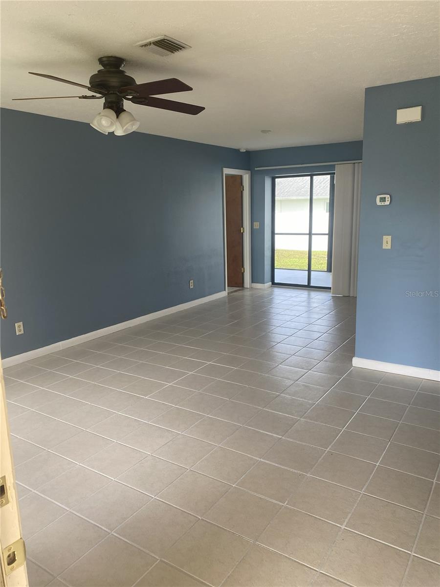 5050 LUCINE RD — photo 6