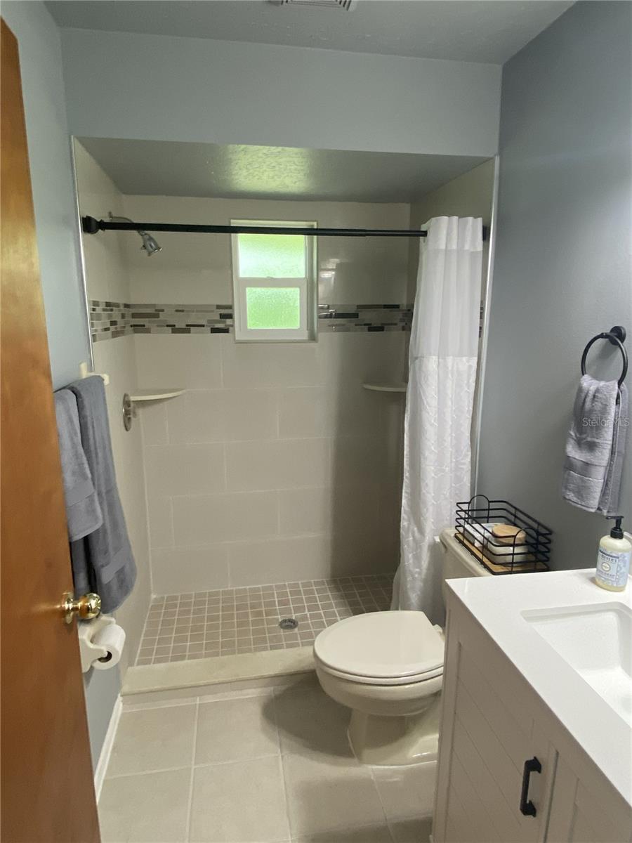 5050 LUCINE RD — photo 14