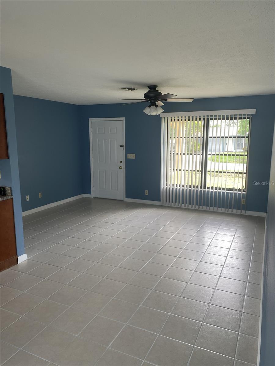 5050 LUCINE RD — photo 7