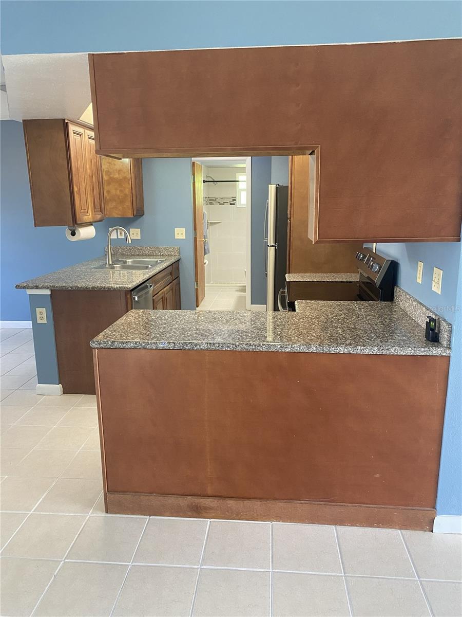 5050 LUCINE RD — photo 10