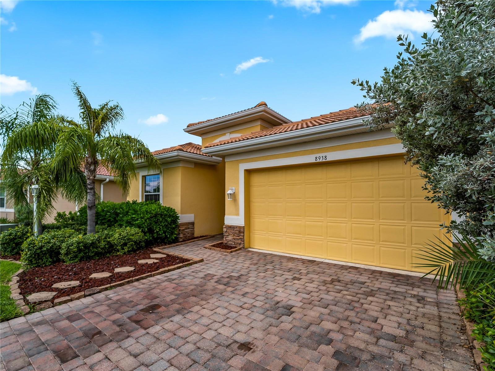 8938 PEREGRINE WAY — photo 32