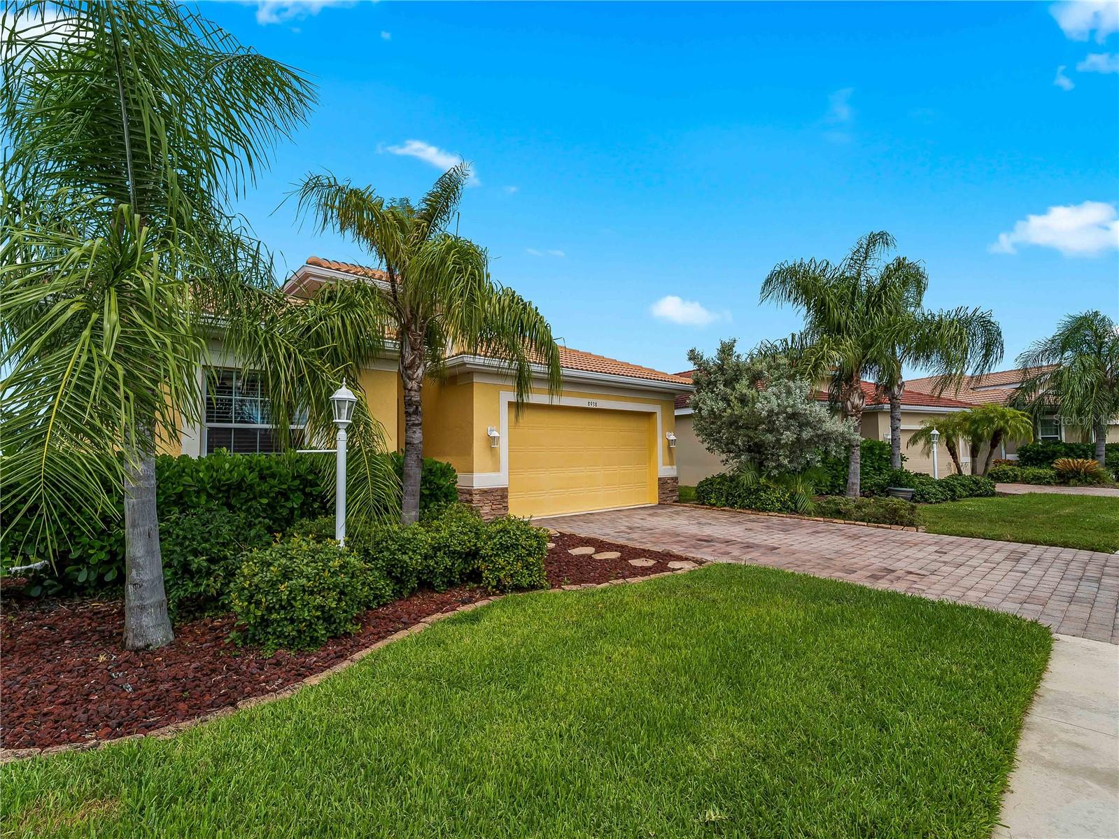 8938 PEREGRINE WAY — photo 34
