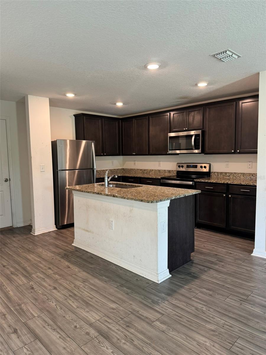 5421 COMPANION LN — photo 7