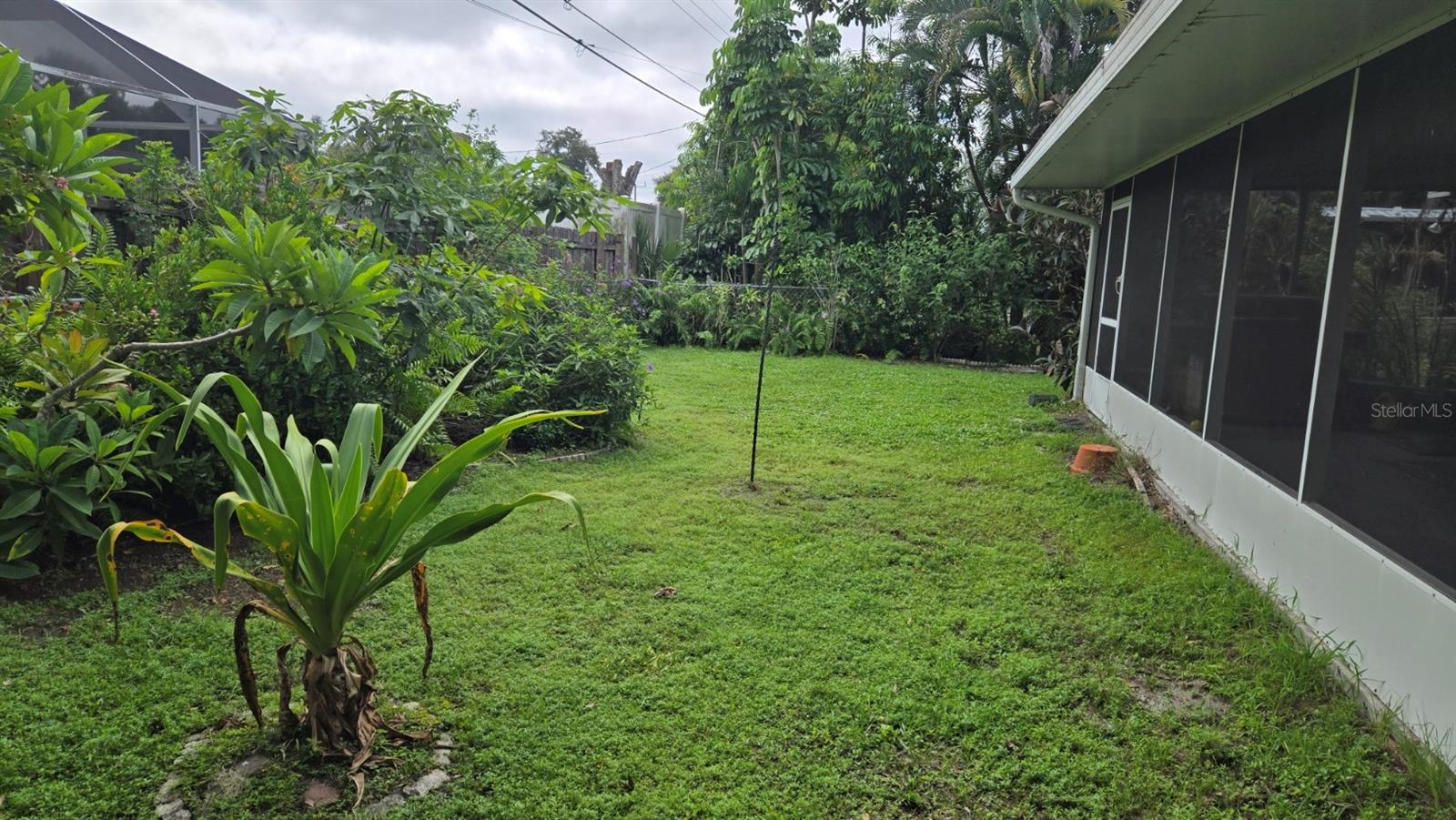 3763 KOSTEN PL — photo 24