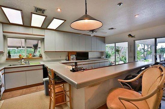 18620 WAYNE RD — photo 11