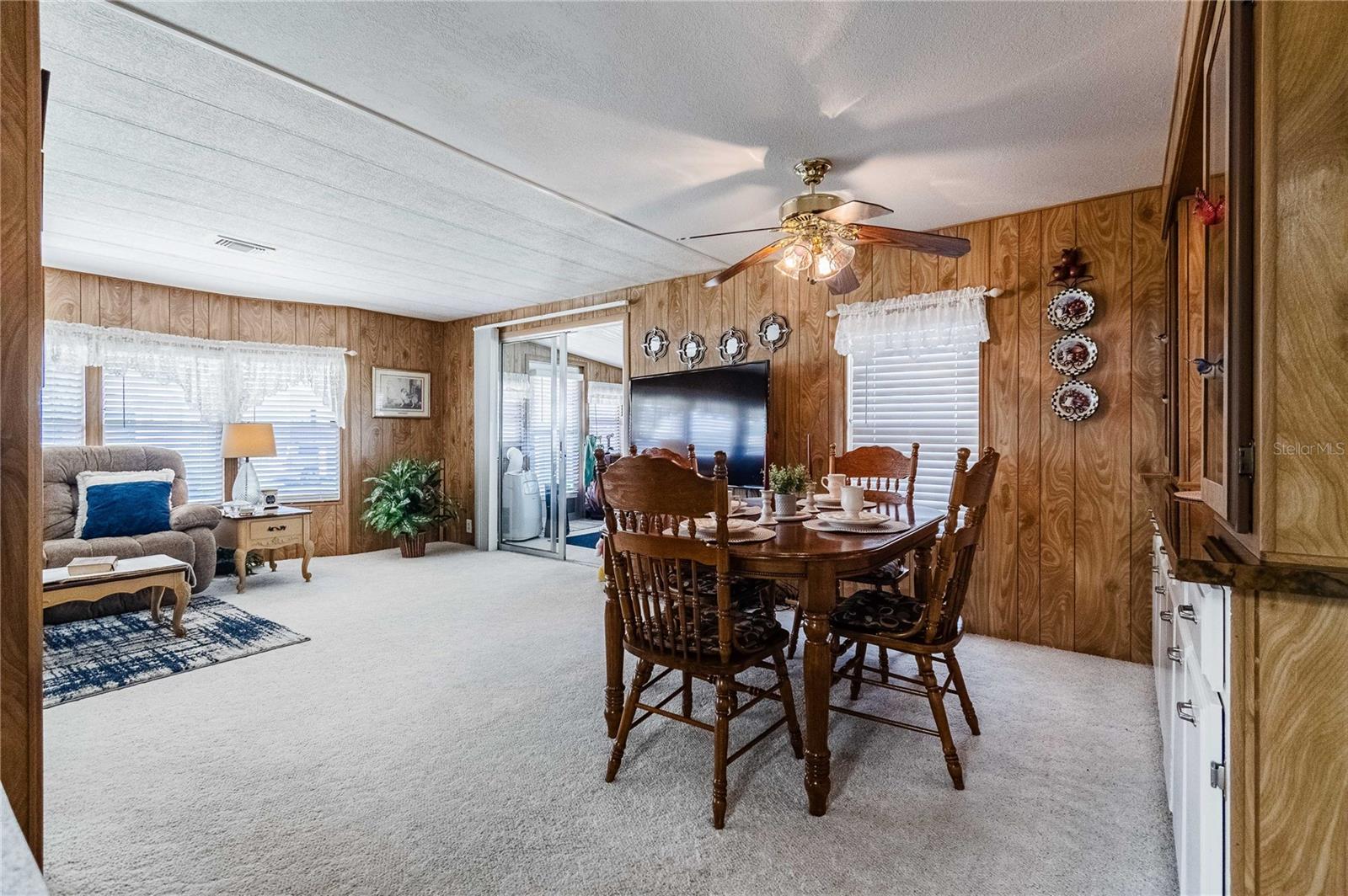 5600 ARROWHEAD DR — photo 16