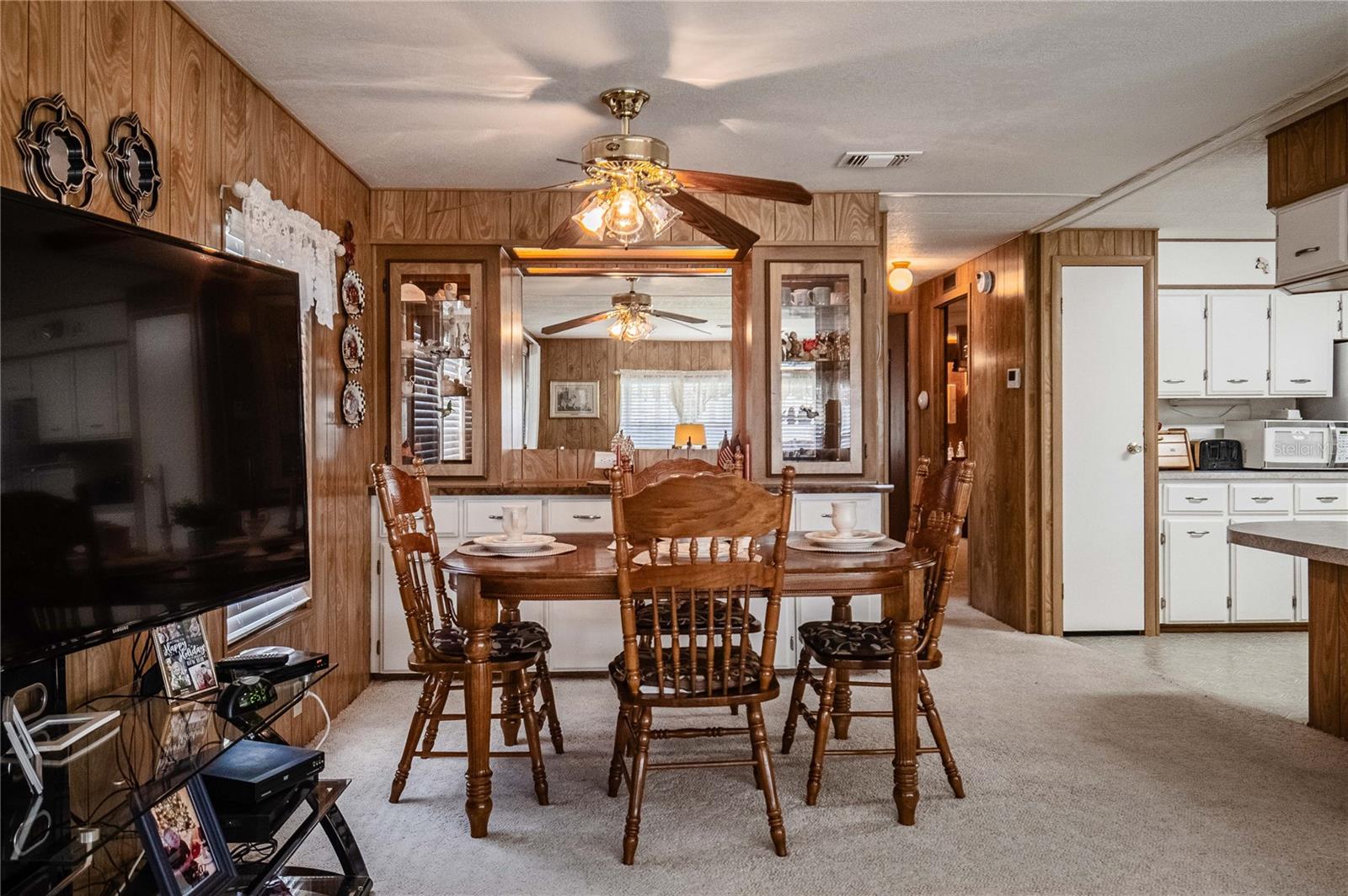5600 ARROWHEAD DR — photo 17