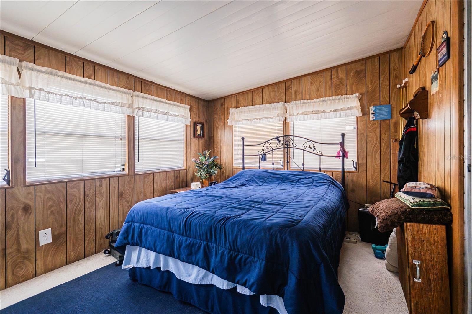 5600 ARROWHEAD DR — photo 29