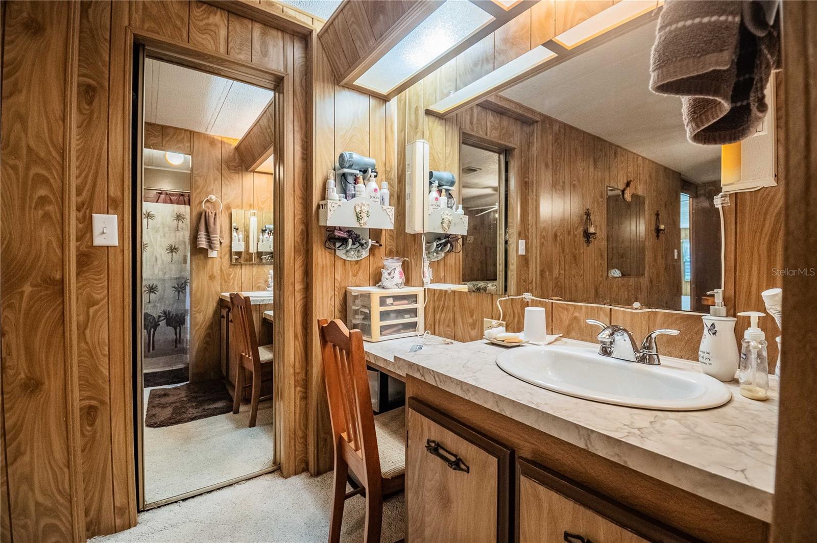 5600 ARROWHEAD DR — photo 23