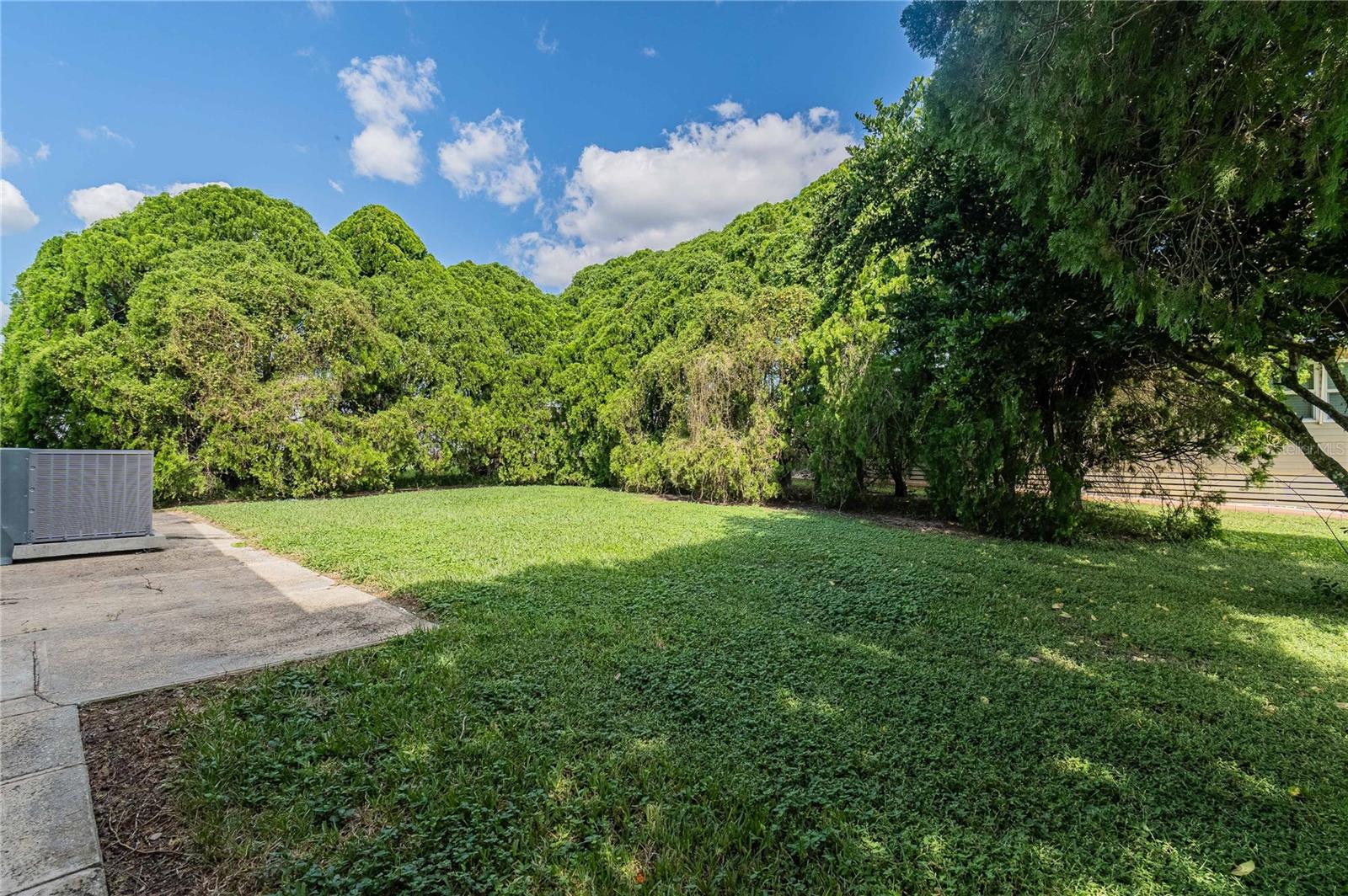 5600 ARROWHEAD DR — photo 8