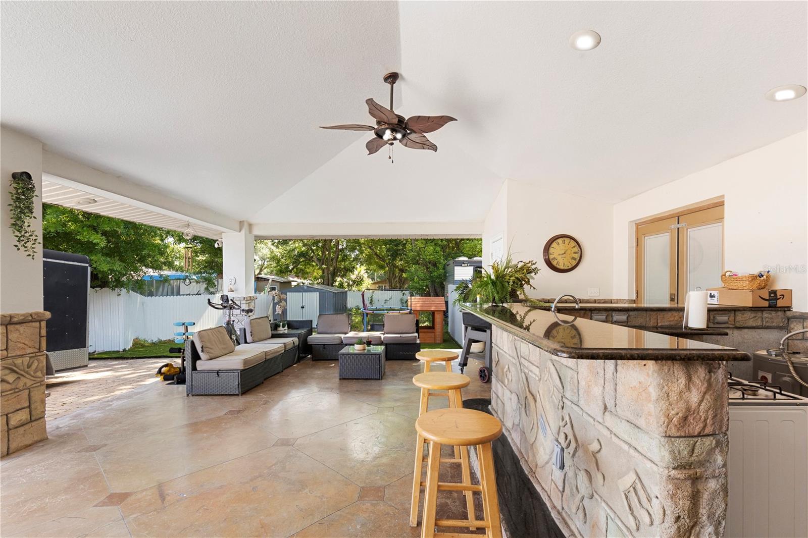 8019 N GOMEZ AVE — photo 53