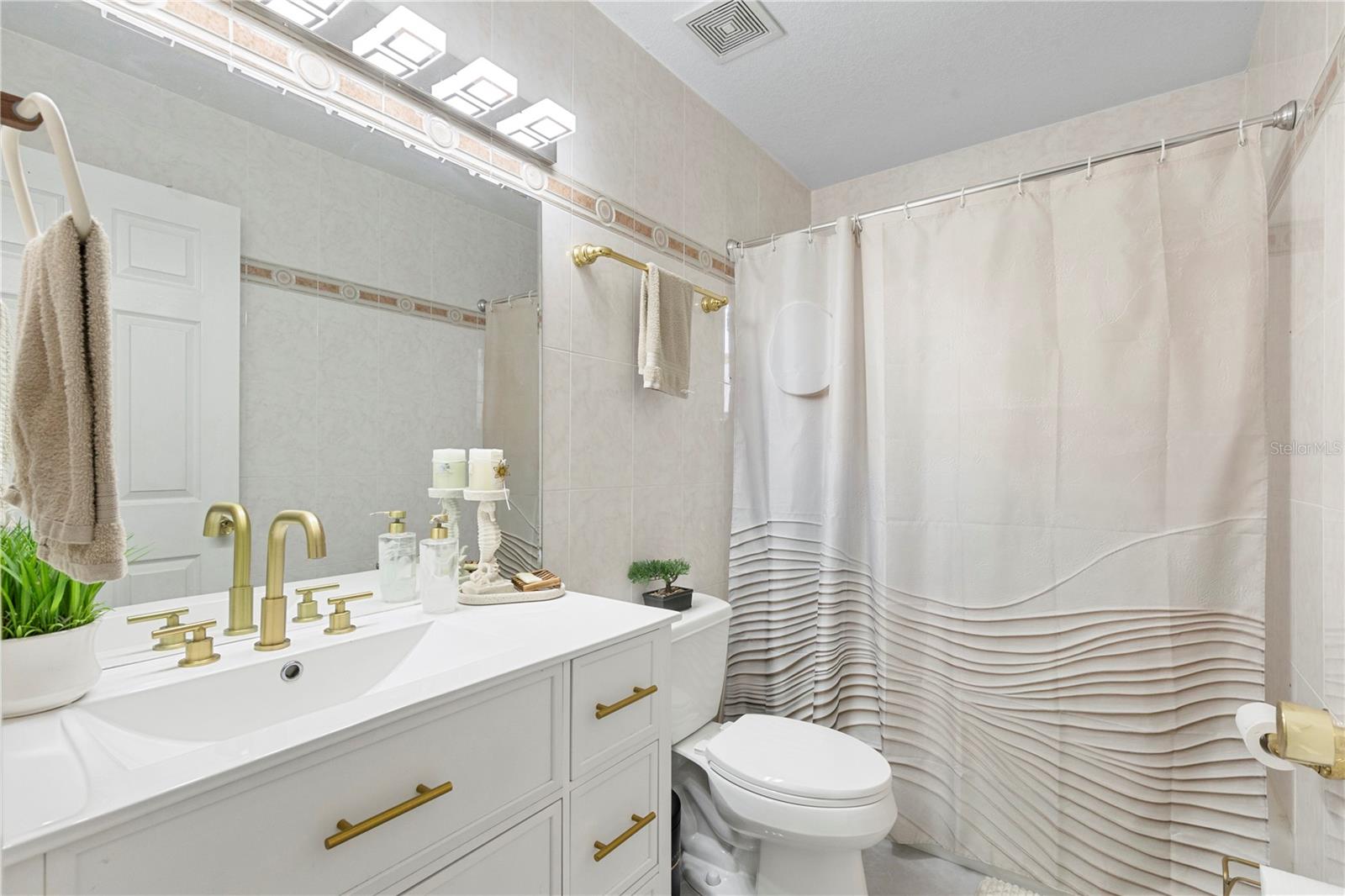 8019 N GOMEZ AVE — photo 30