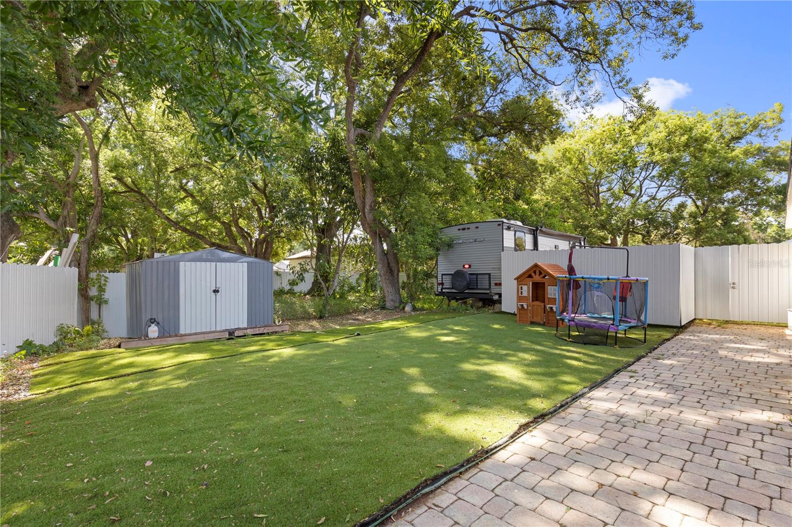 8019 N GOMEZ AVE — photo 47