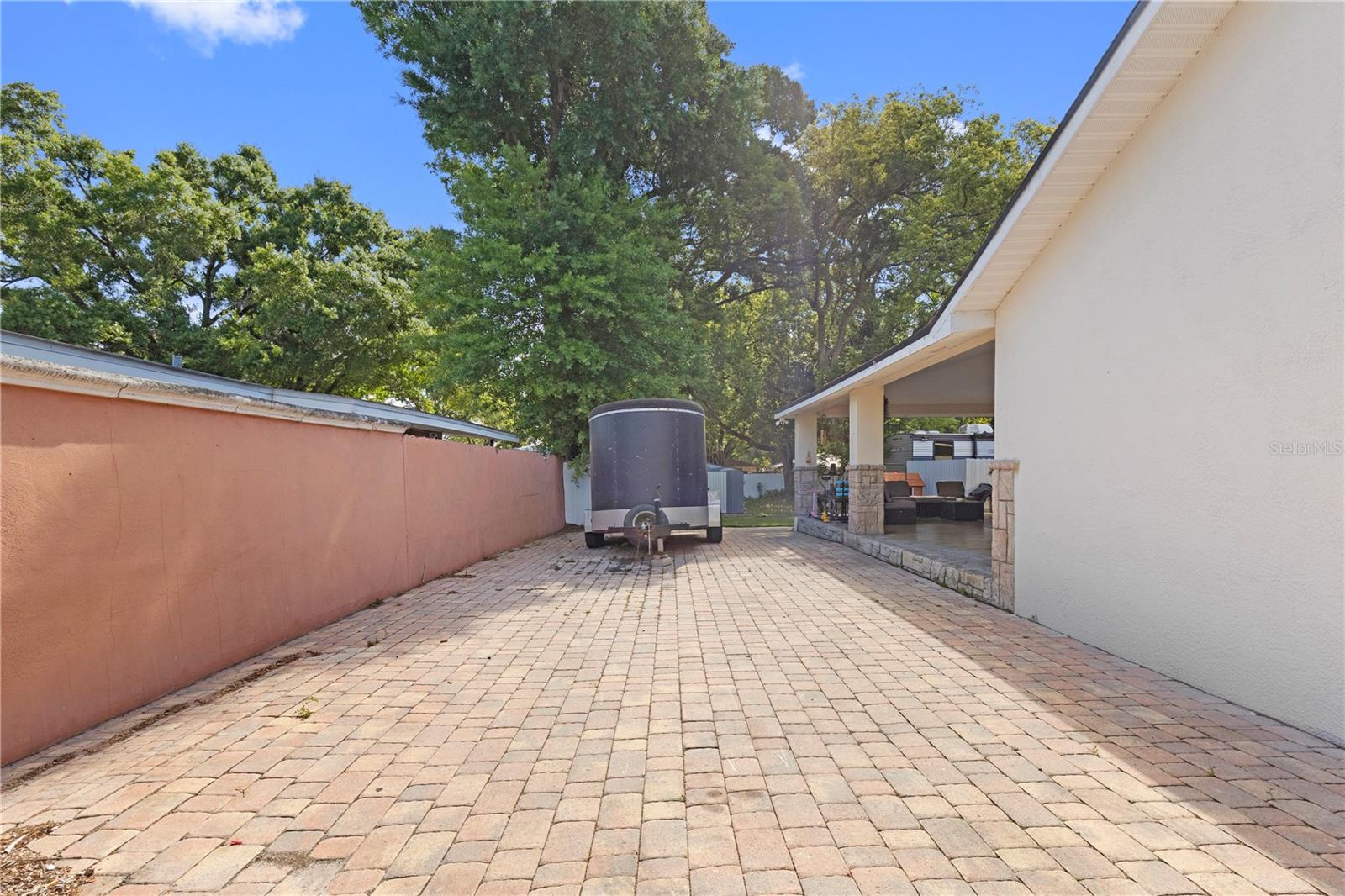 8019 N GOMEZ AVE — photo 49