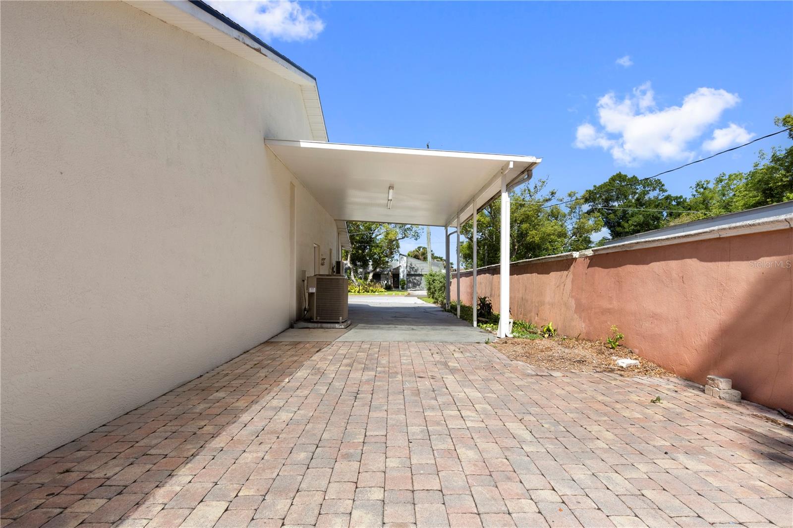 8019 N GOMEZ AVE — photo 48