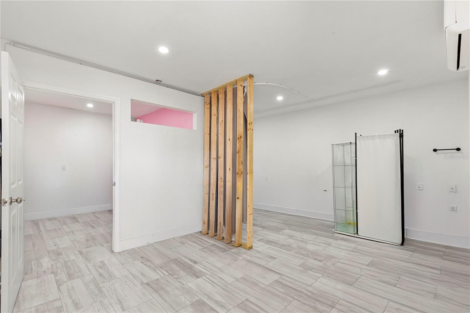 8019 N GOMEZ AVE — photo 28