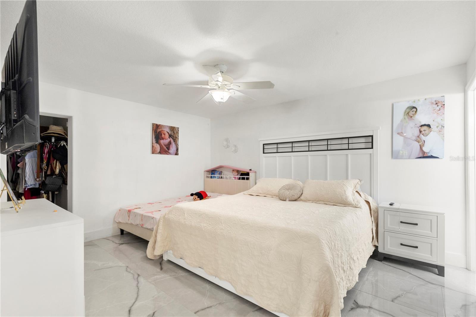 8019 N GOMEZ AVE — photo 33