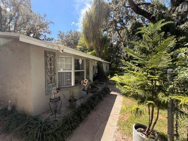 11615 GROVEWOOD AVE — photo 3