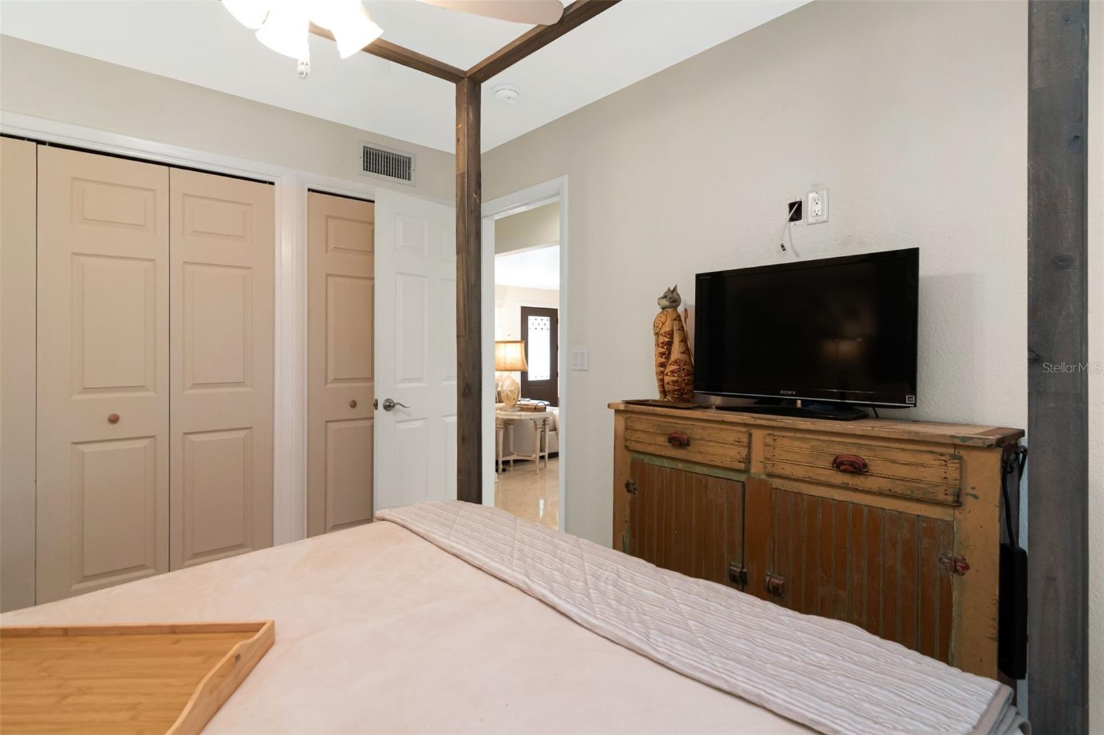 312 KEATING DR — photo 29