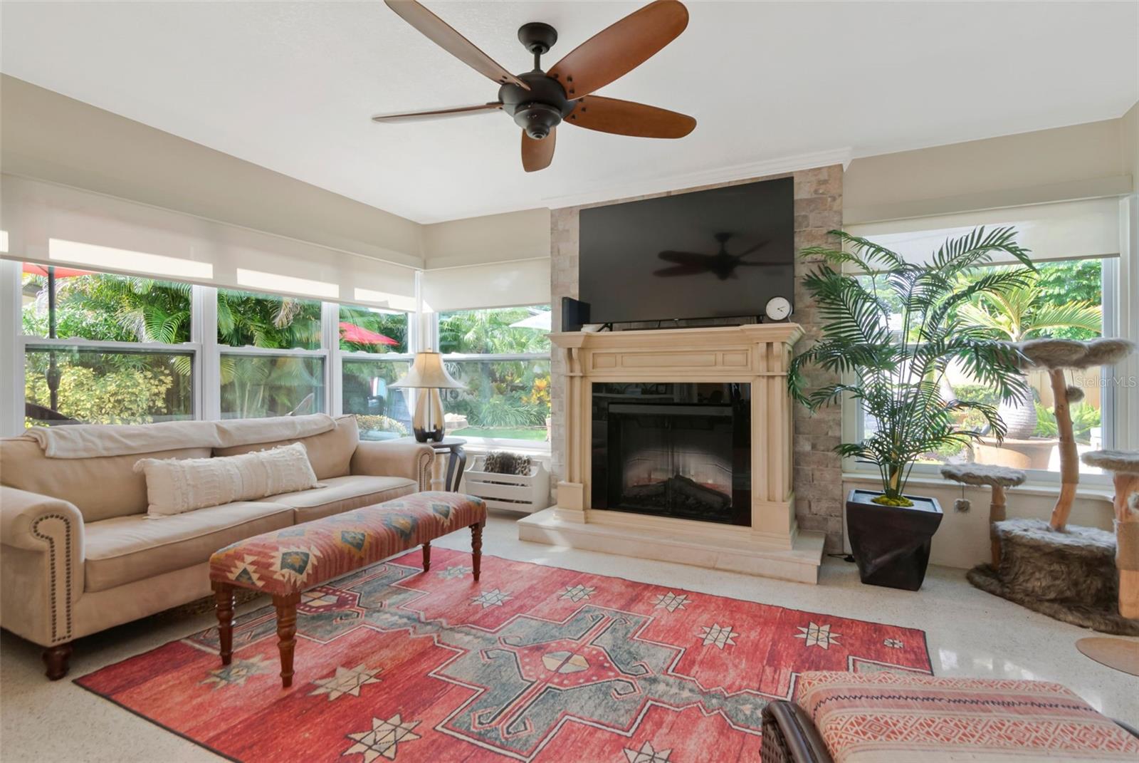 312 KEATING DR — photo 18