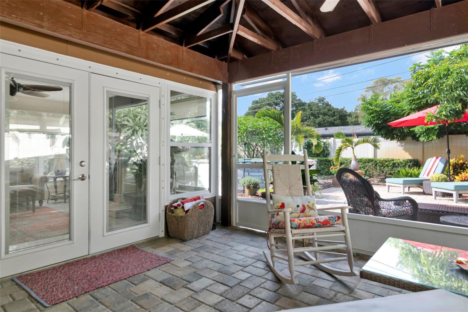 312 KEATING DR — photo 35