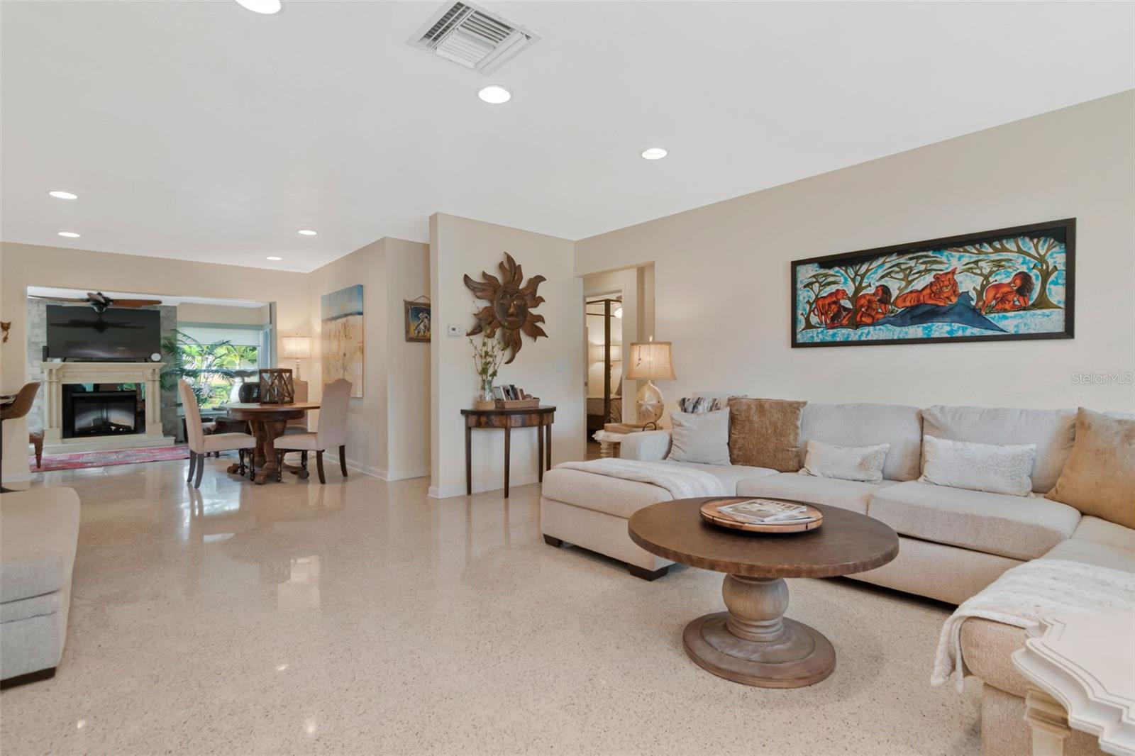 312 KEATING DR — photo 5