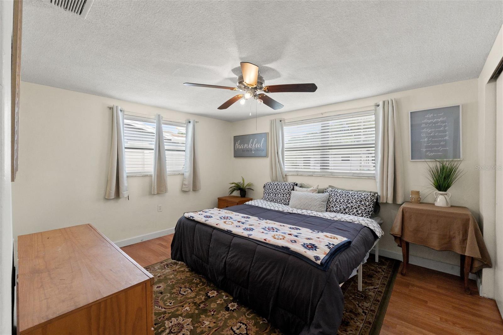 9135 HERMITAGE LN — photo 3